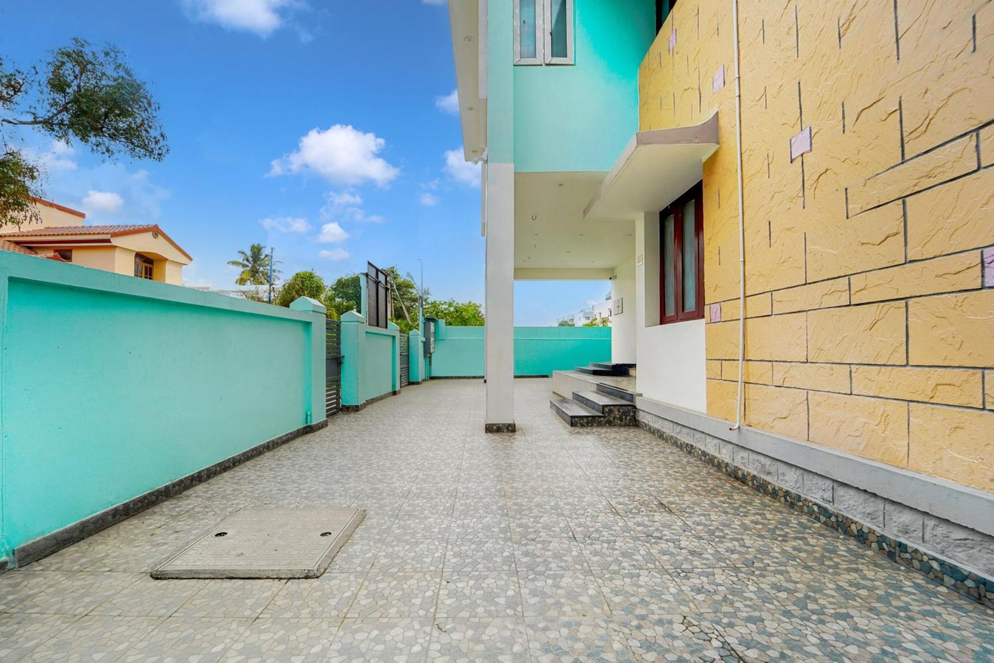 Super Hotel O Ganapathy Athipalayam Pirivu Road Kójamputtúr Exteriér fotografie